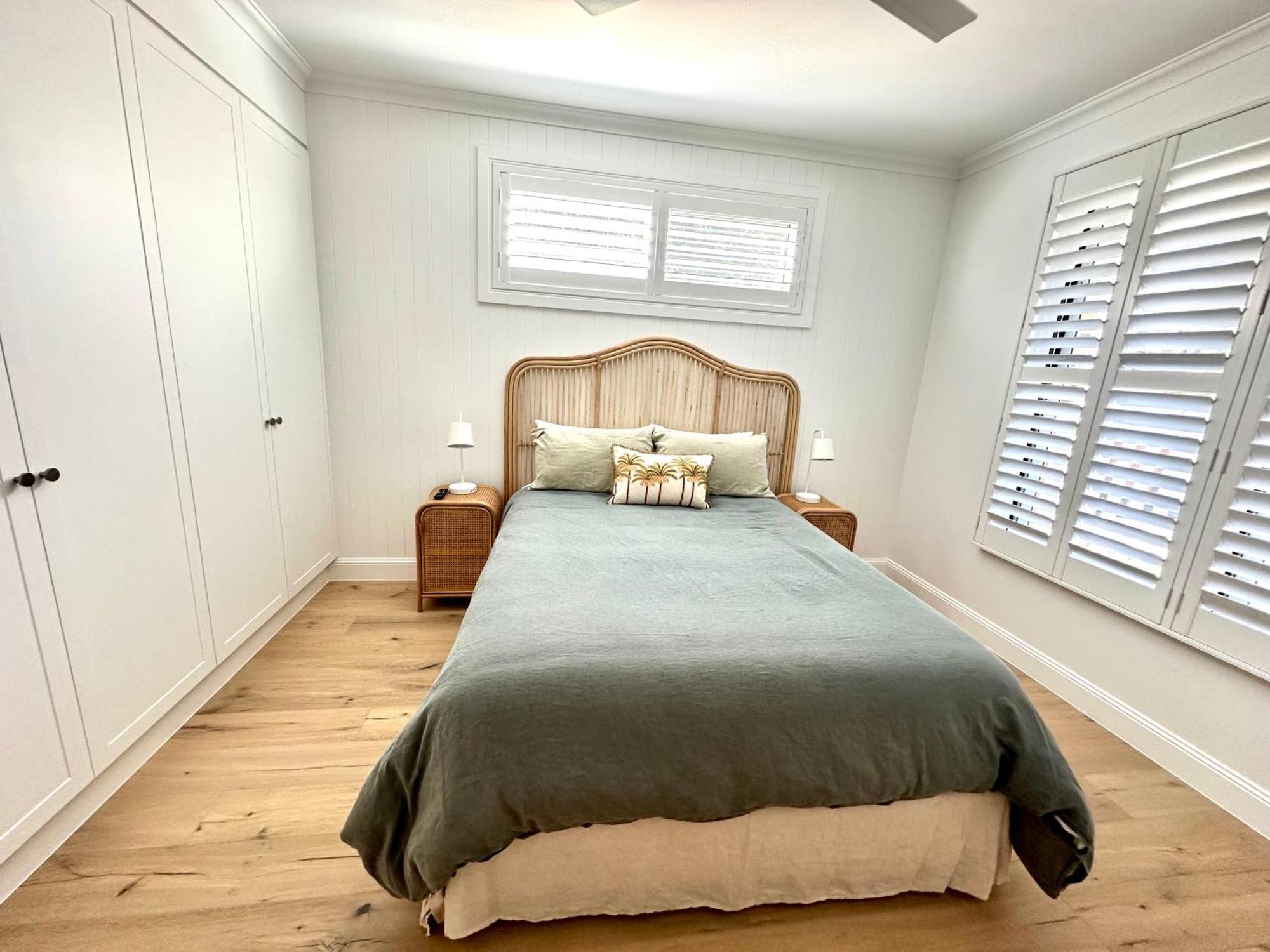 Unwind Guesthouse خليج بيرون المظهر الخارجي الصورة